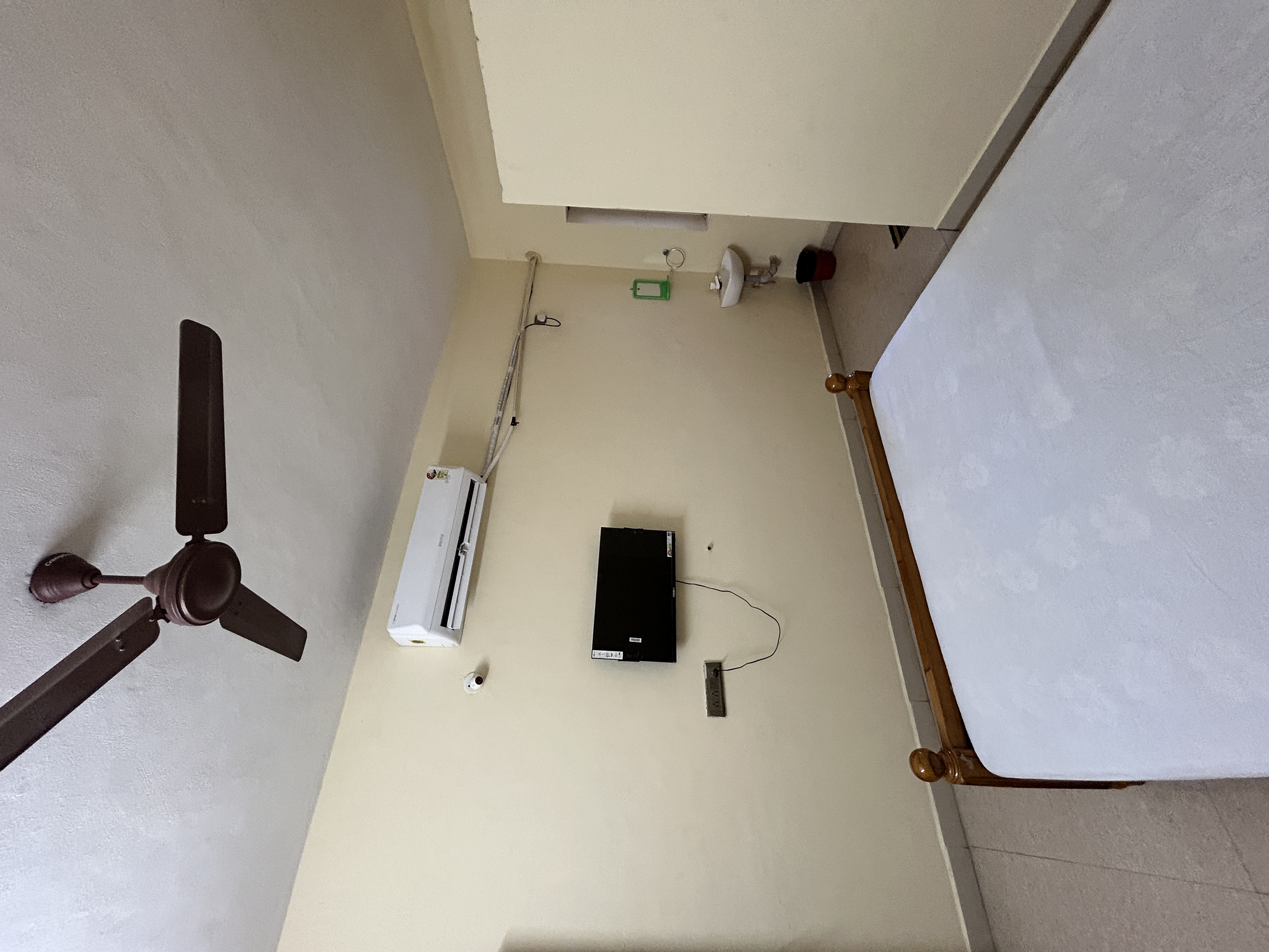 Room Image 3
